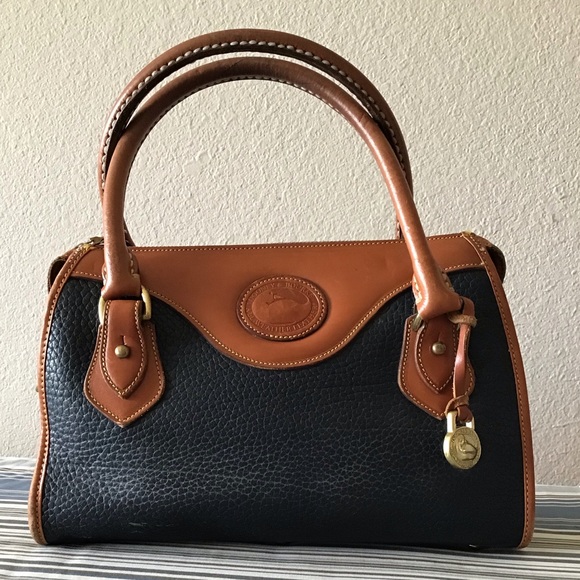 Dooney & Bourke Handbags - Vintage Dooney & Bourke Satchel Handbag Purse.